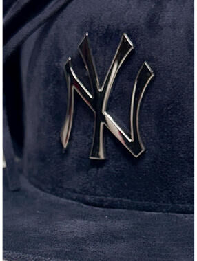 New Era New York Yankees Chrome / Suede Dog Ear 59FIFTY 7/14